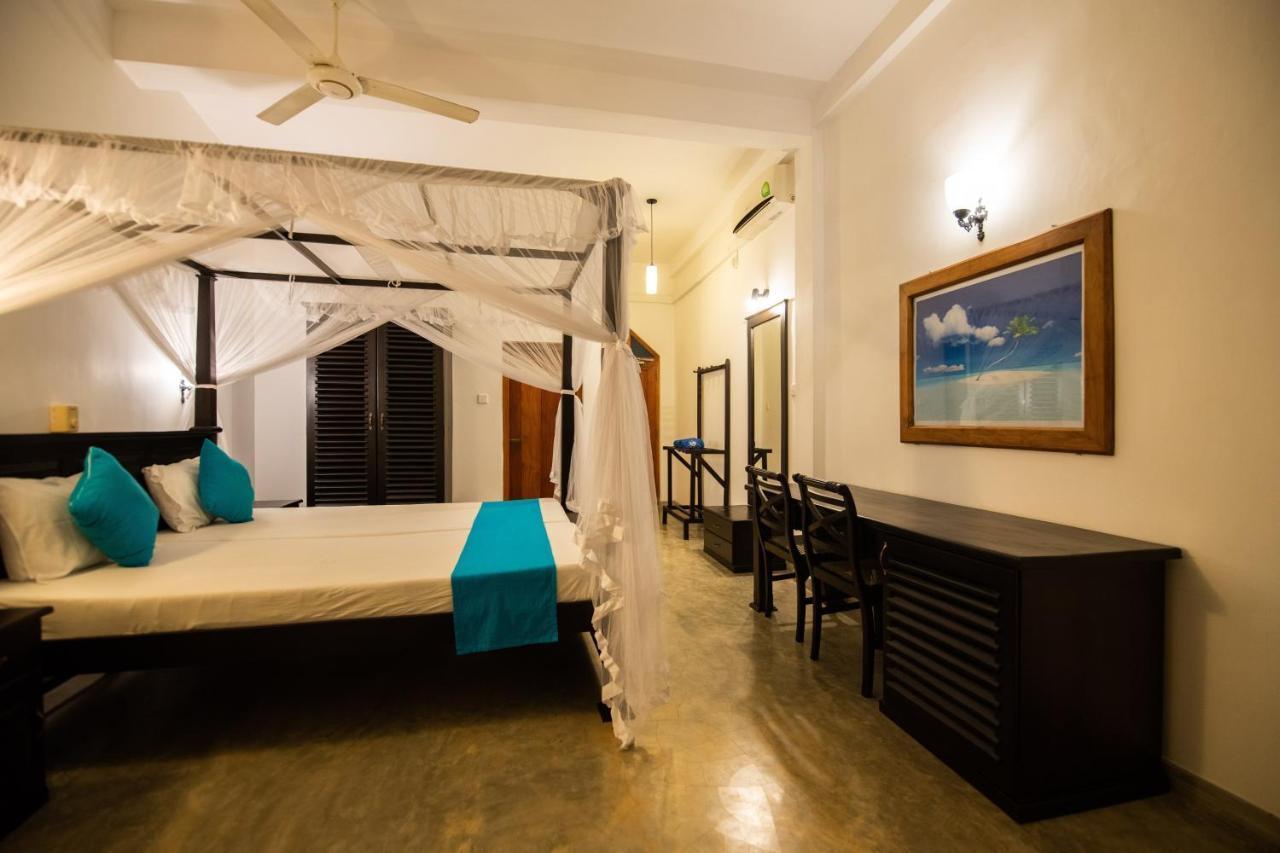 International Beach Hotel & Restaurant Hikkaduwa Exterior foto
