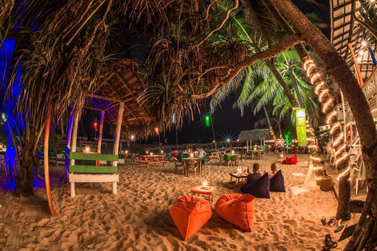 International Beach Hotel & Restaurant Hikkaduwa Exterior foto