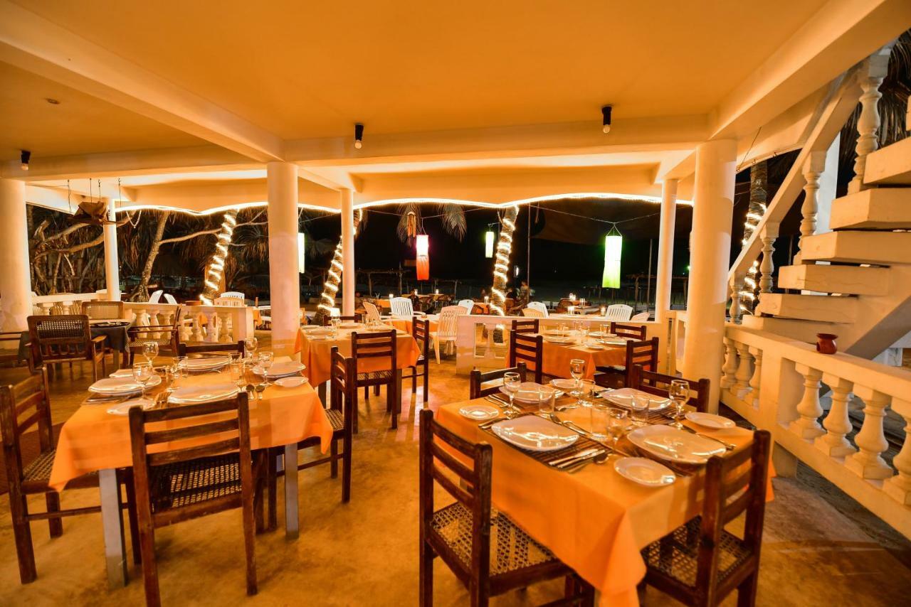 International Beach Hotel & Restaurant Hikkaduwa Exterior foto